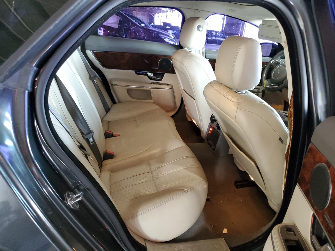 2013 Jaguar Xj Charcoal vin: SAJWA1C73D8V40604