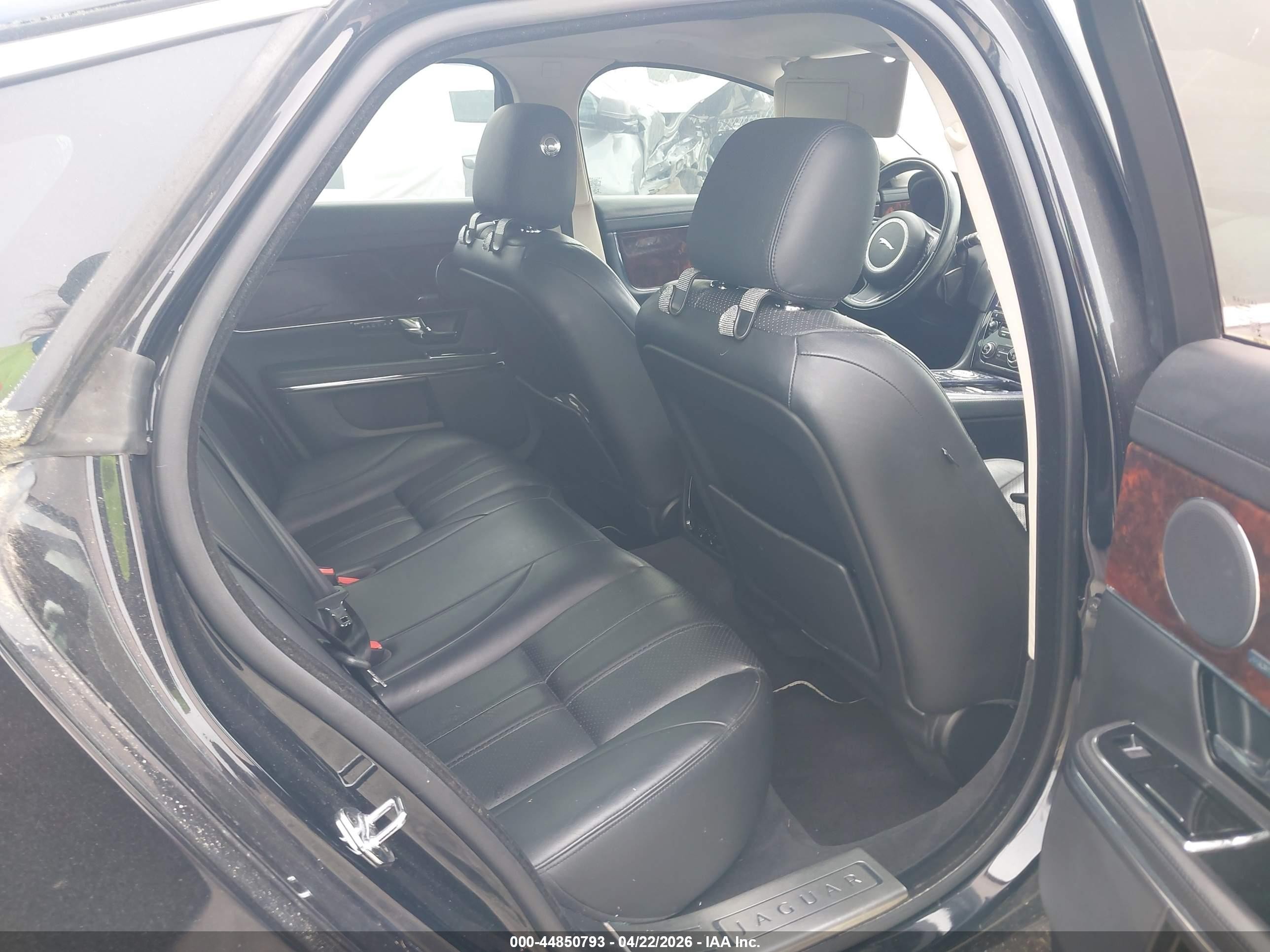 2013 Jaguar Xj   Black vin: SAJWA1C73D8V52042