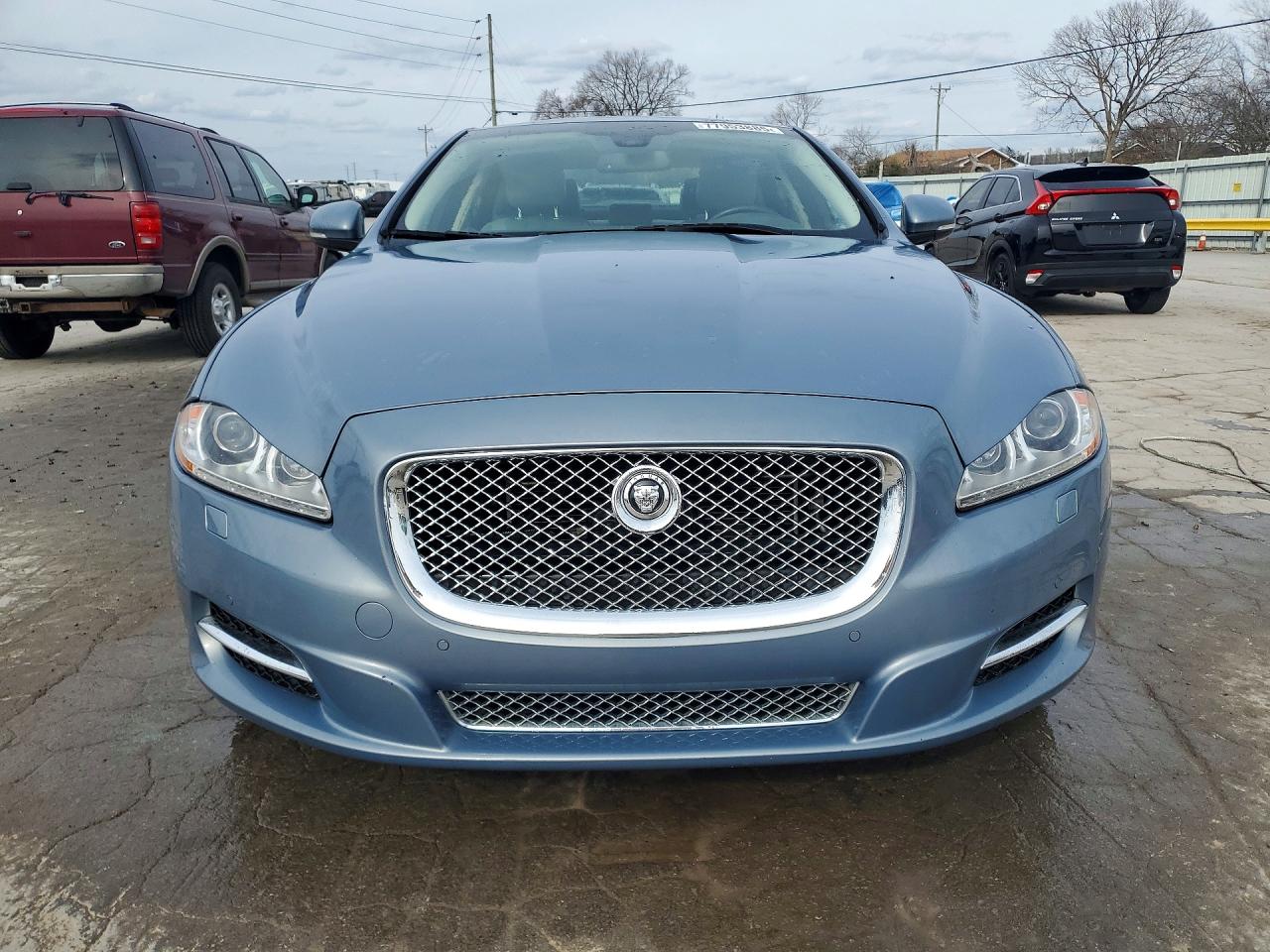 2013 Jaguar Xj Синий vin: SAJWA1C73D8V53854
