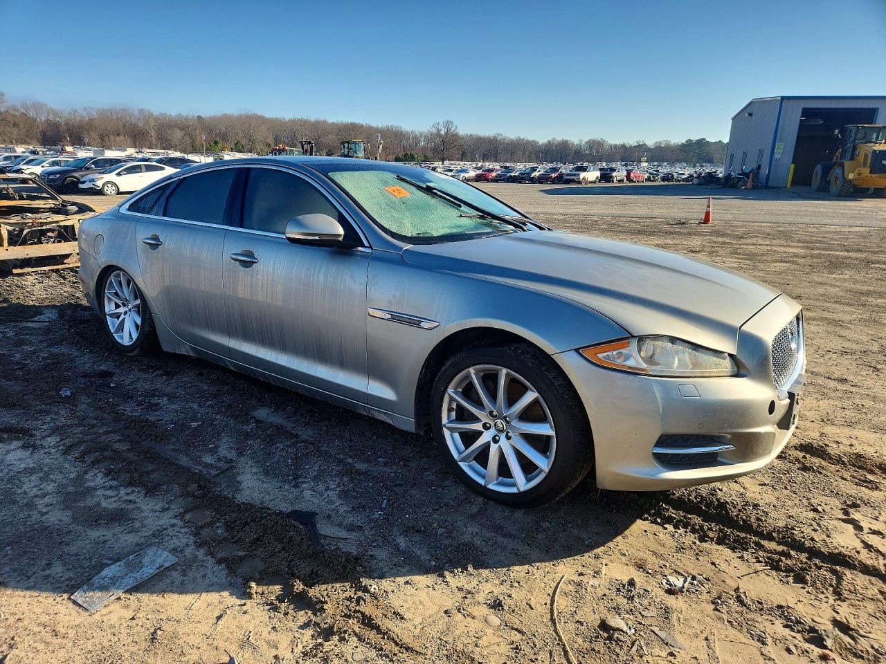 2013 Jaguar Xj Silver vin: SAJWA1C74D8V41812
