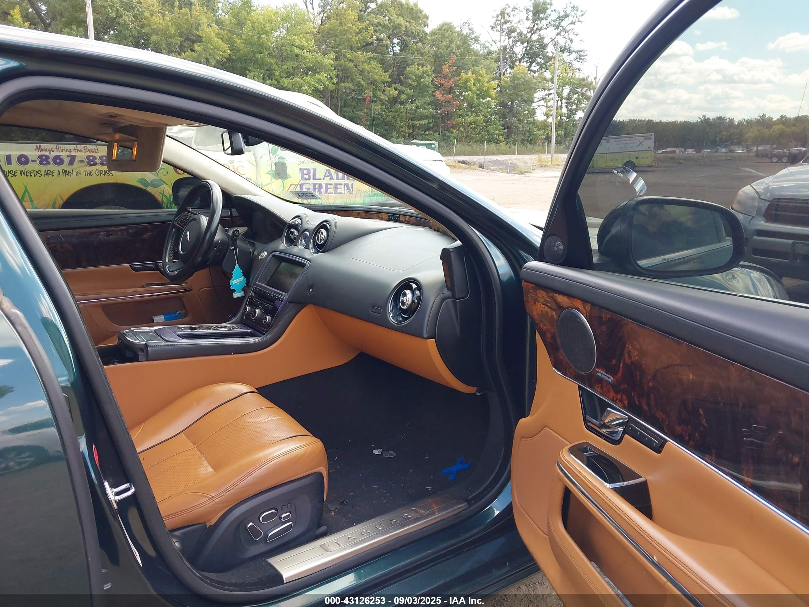 2013 Jaguar Xj   Green vin: SAJWA1C75D8V41124