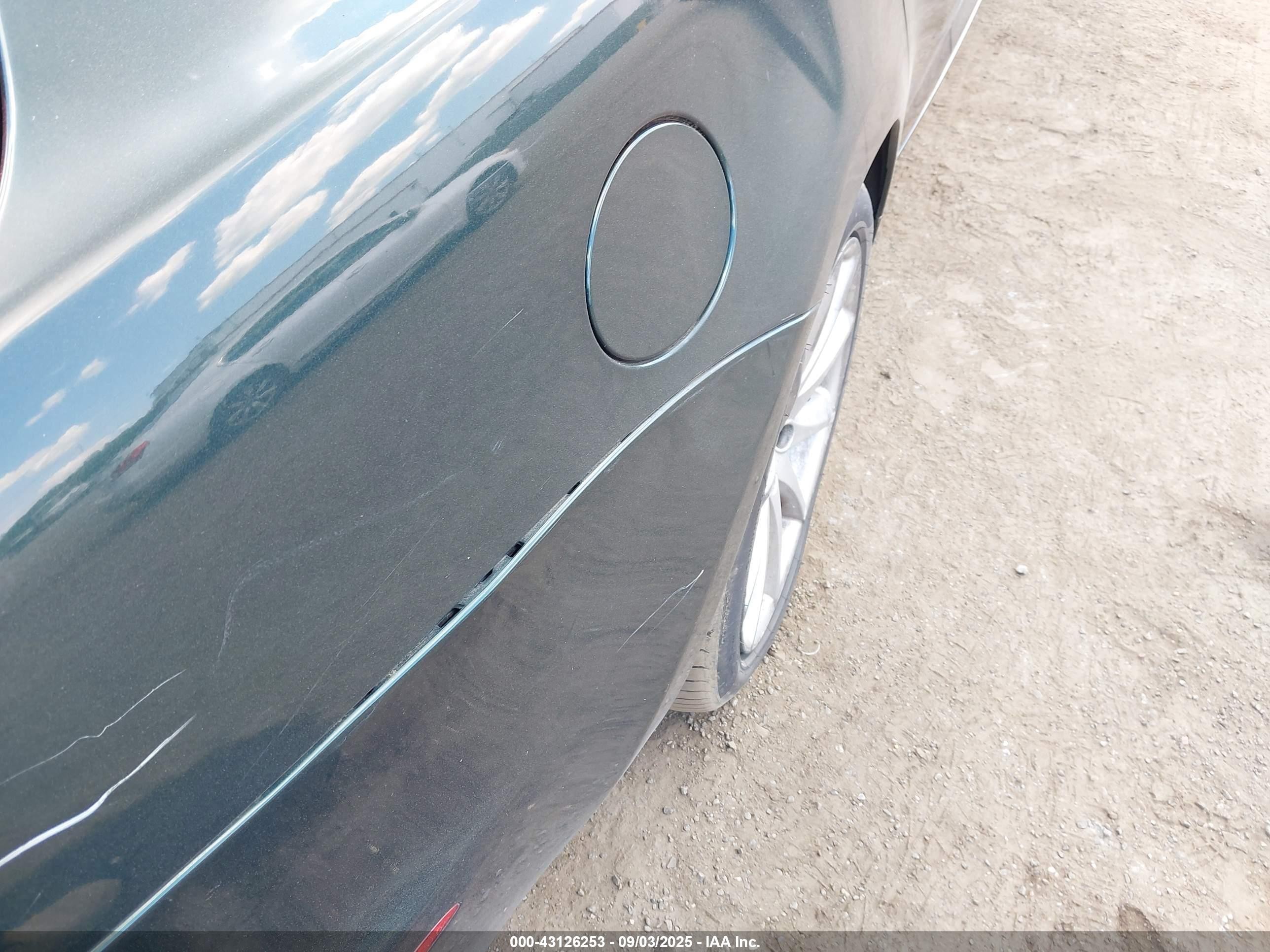 2013 Jaguar Xj   Green vin: SAJWA1C75D8V41124