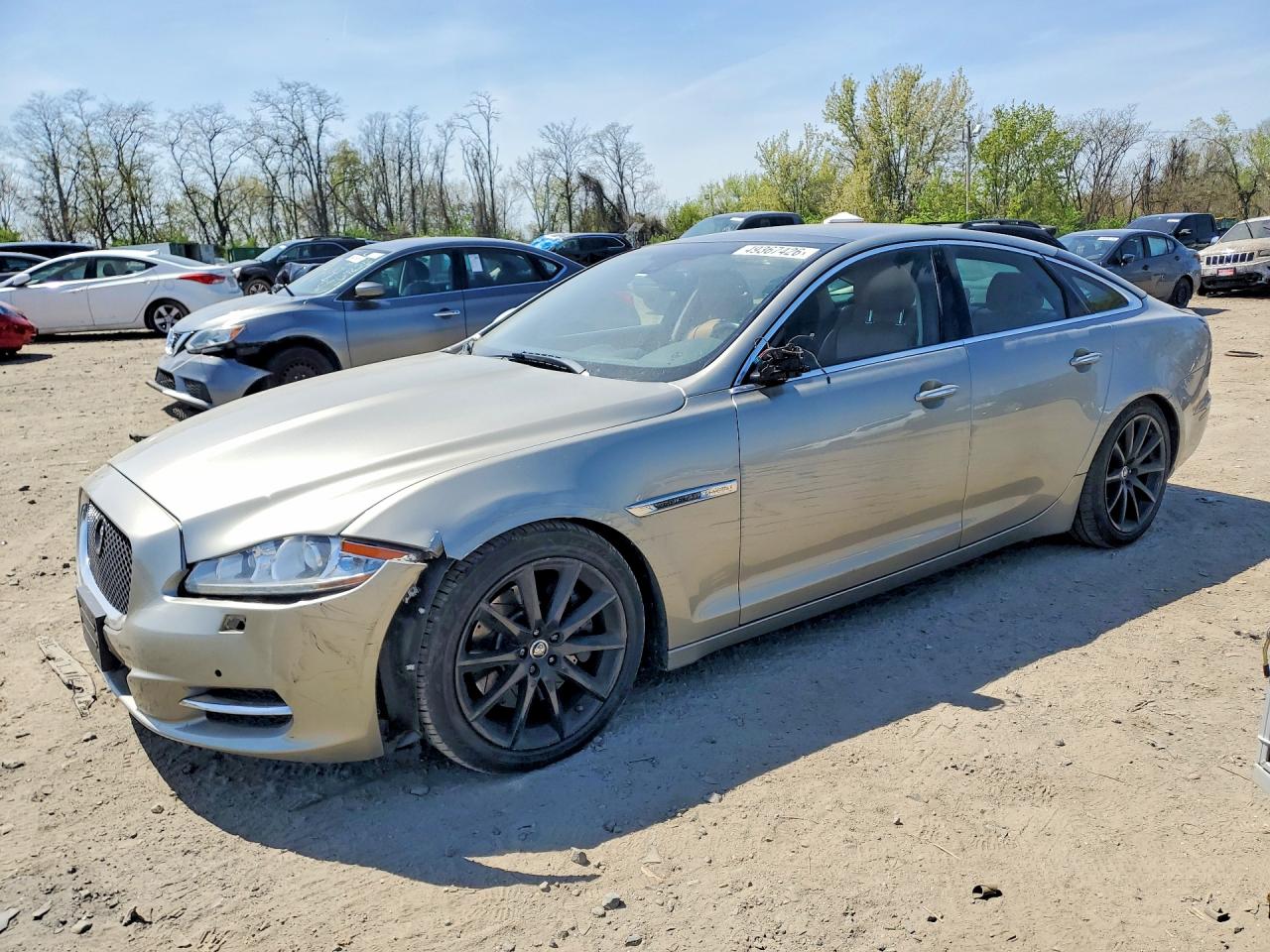 2013 Jaguar Xj Silver vin: SAJWA1C75D8V43553