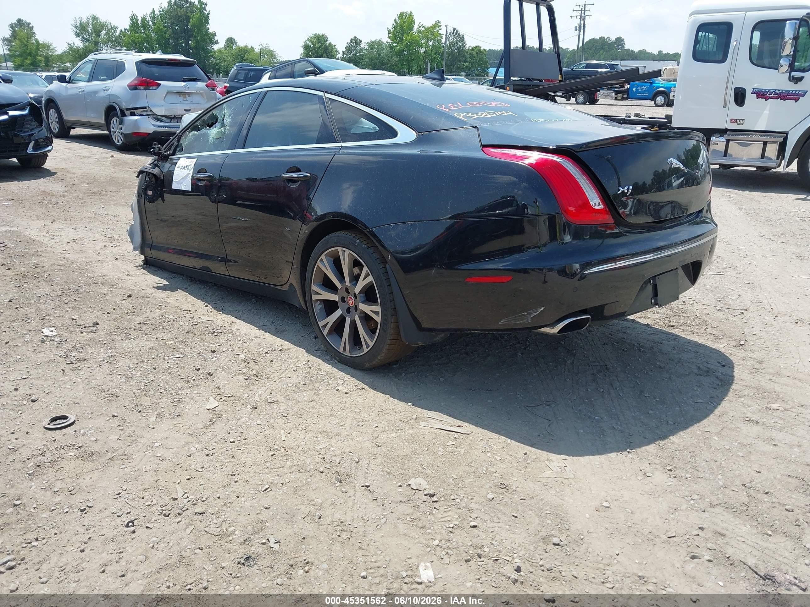 2013 Jaguar Xj   Gray vin: SAJWA1C76D8V41570