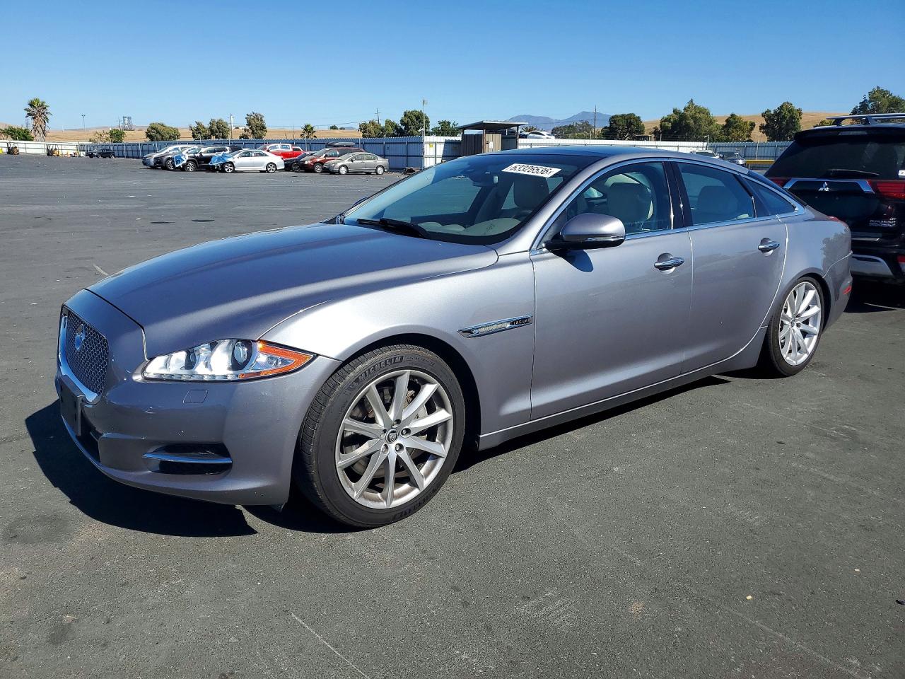 2013 Jaguar Xj Серый vin: SAJWA1C77D8V39505