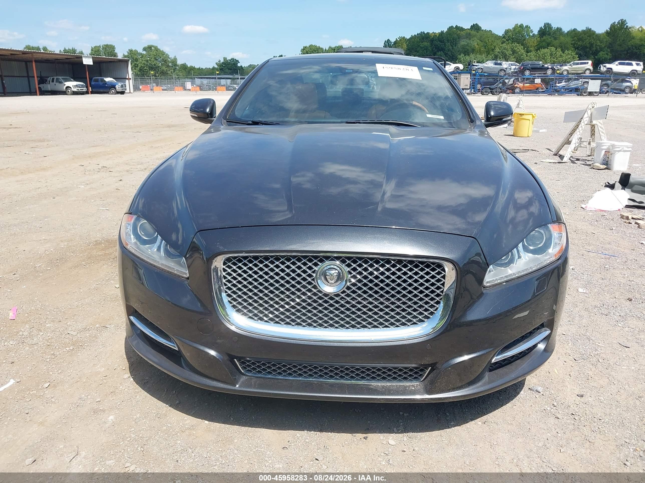 2013 Jaguar Xj   Gray vin: SAJWA1C77D8V40010