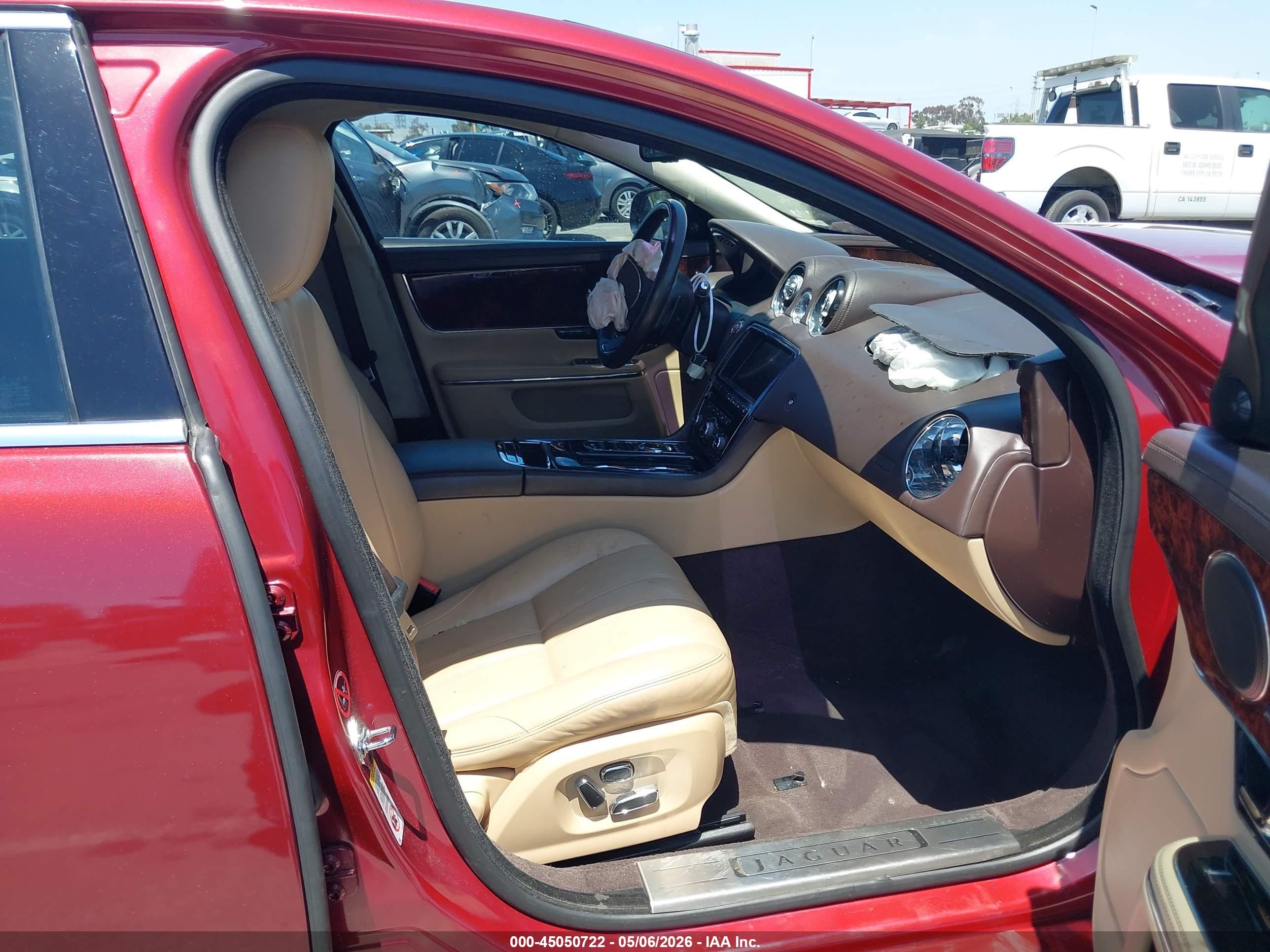 2013 Jaguar Xj   Бордовый vin: SAJWA1C77D8V43117
