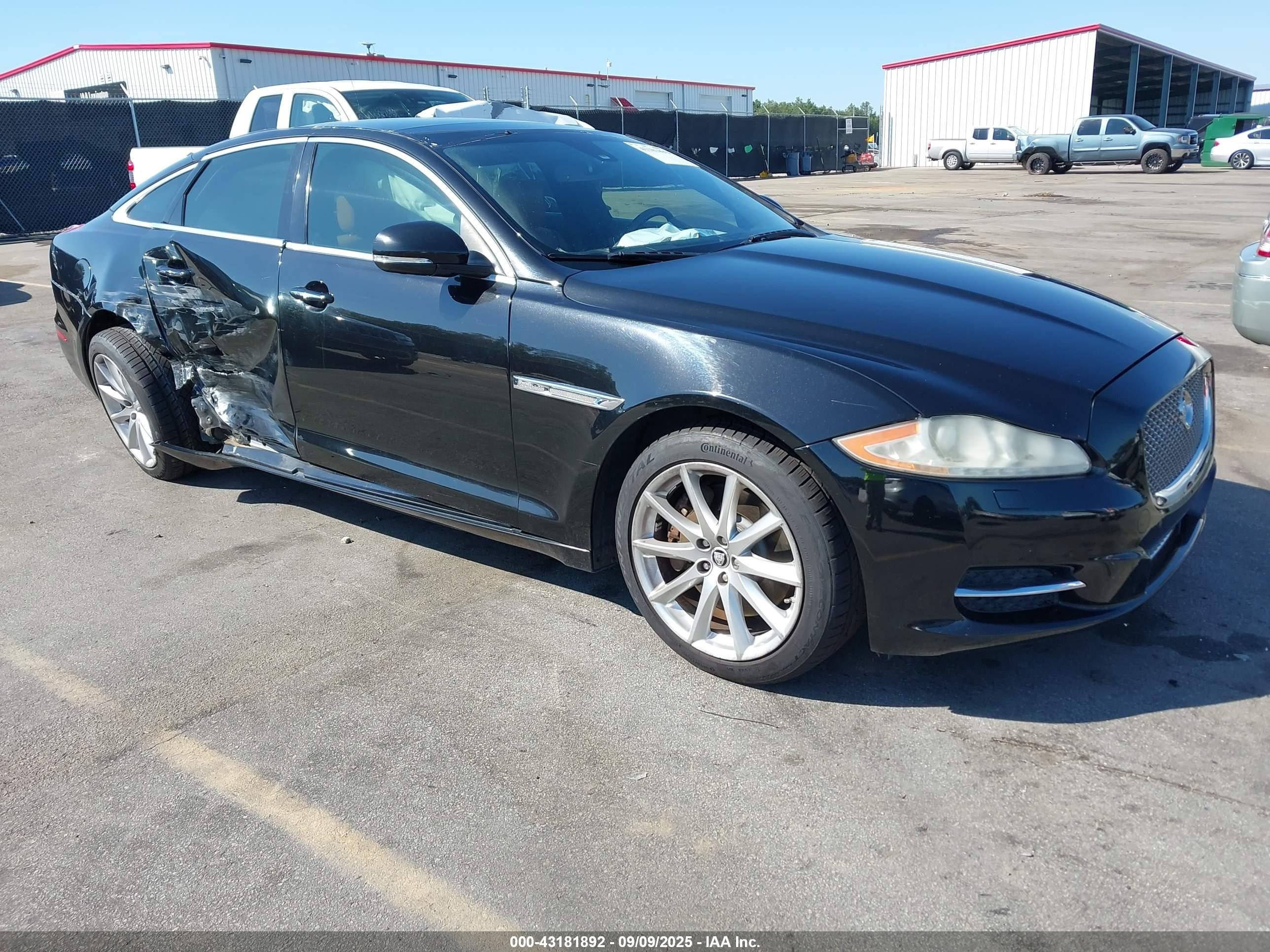 2013 Jaguar Xj   Black vin: SAJWA1C78D8V41358