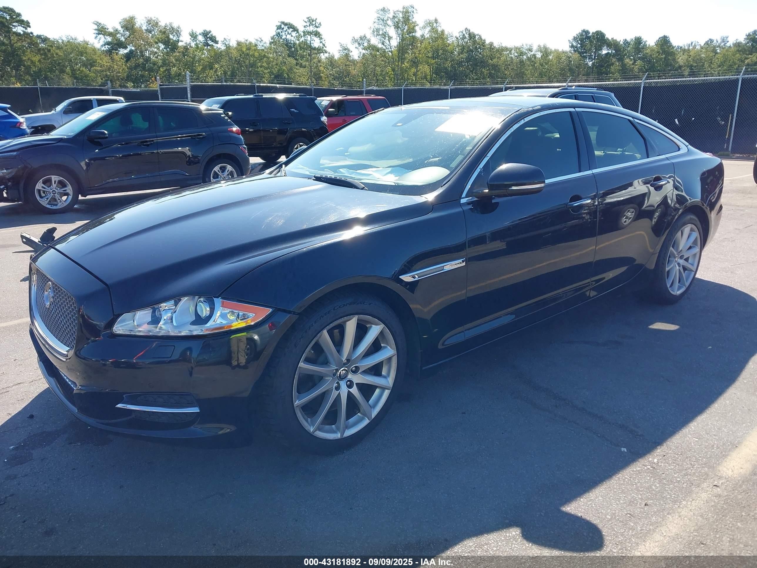 2013 Jaguar Xj   Black vin: SAJWA1C78D8V41358