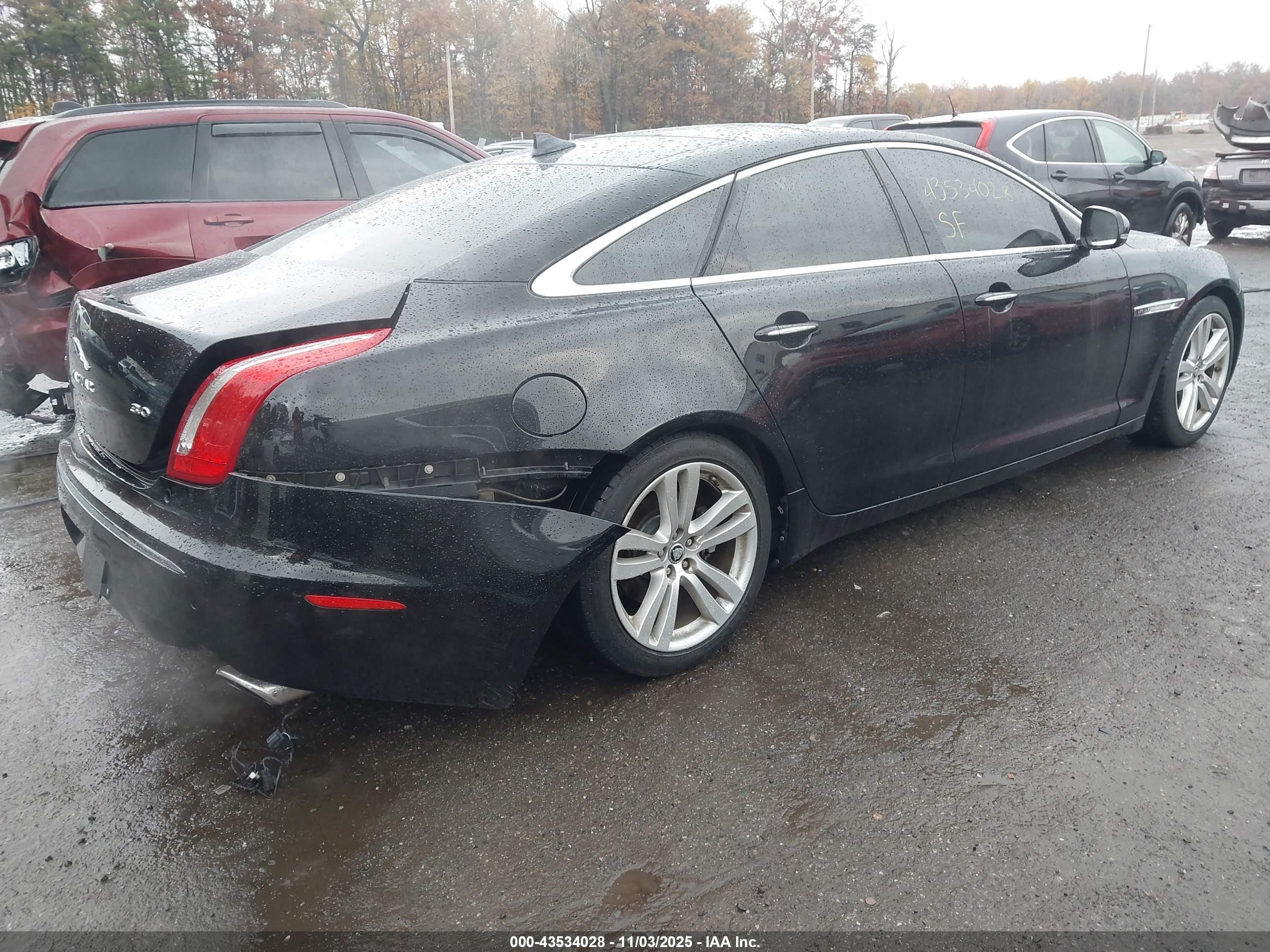 2013 Jaguar Xj   Black vin: SAJWA1C78D8V58290