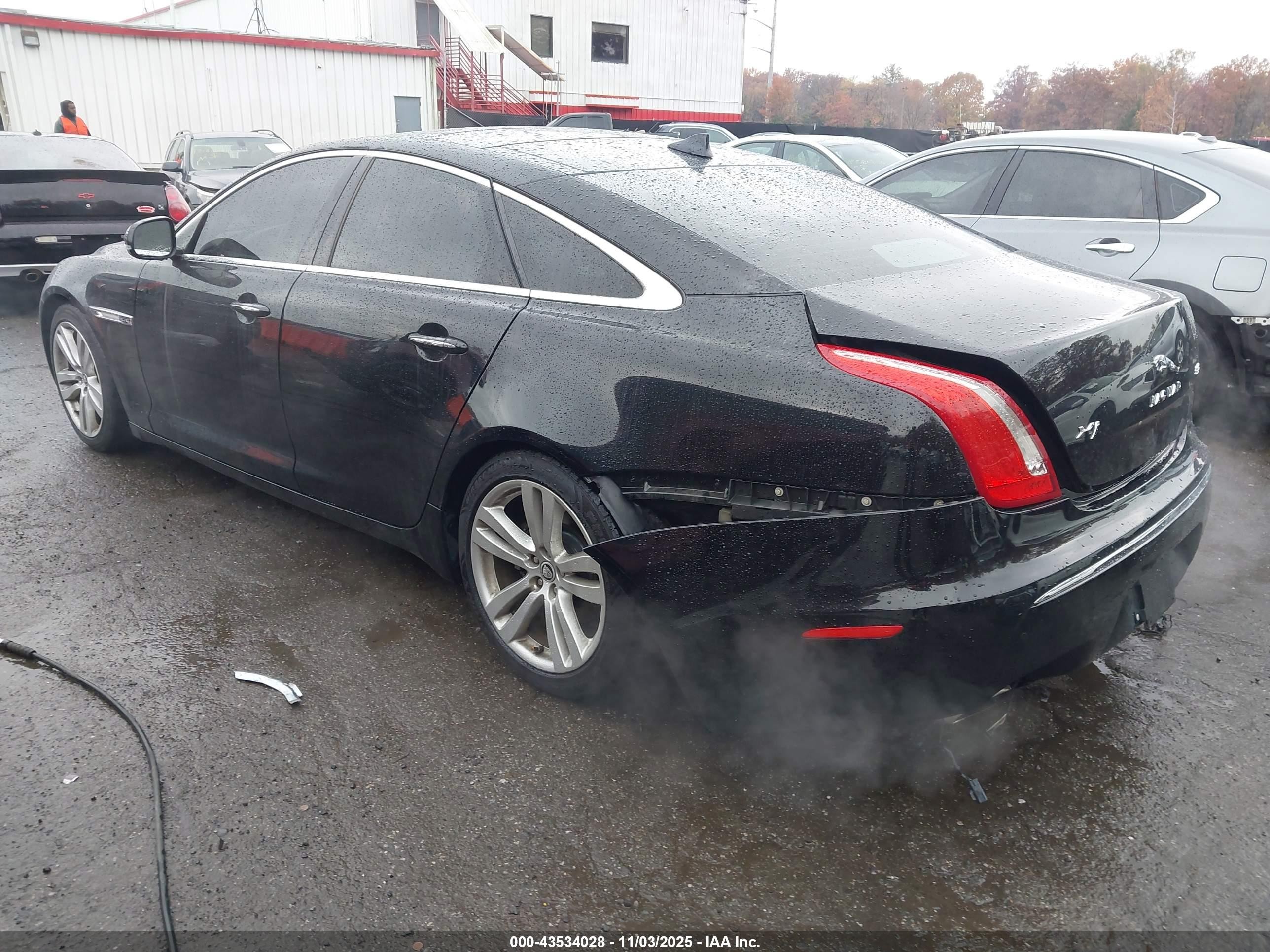 2013 Jaguar Xj   Black vin: SAJWA1C78D8V58290