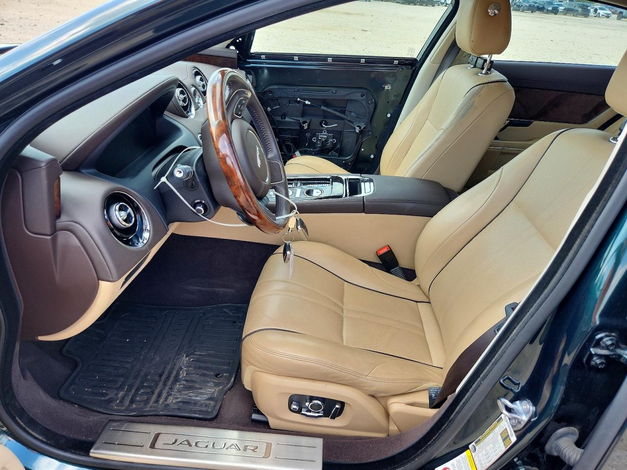 2019 Jaguar Xj R - Sport Green vin: SAJWA1C78K8W19456