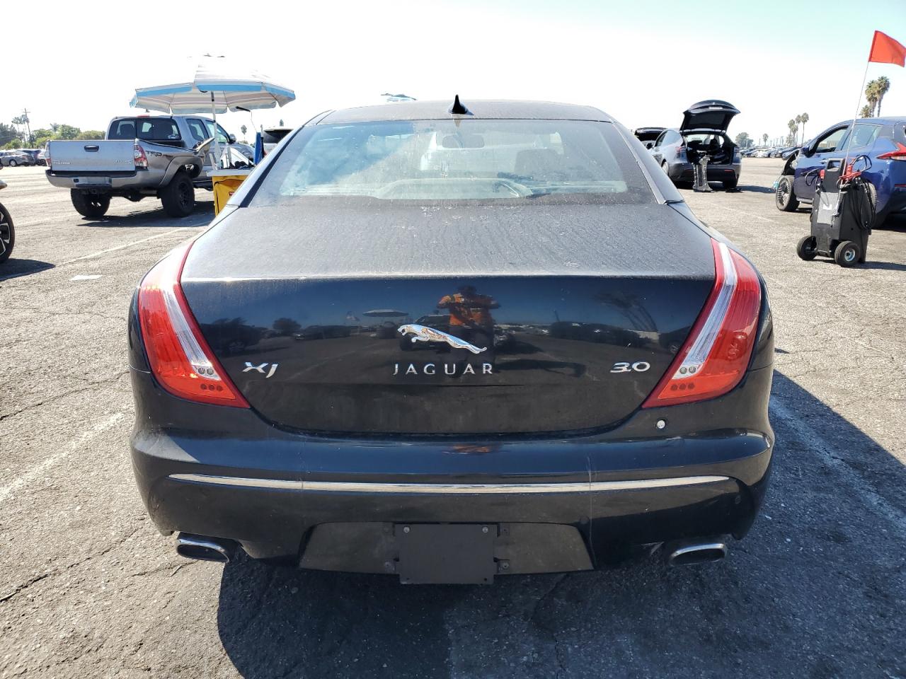 2013 Jaguar Xj Black vin: SAJWA1C79D8V39814