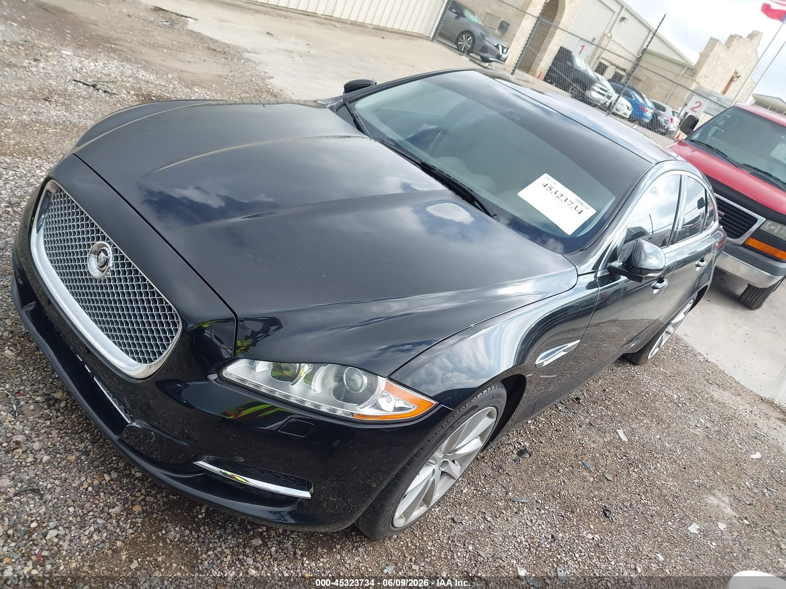 2013 Jaguar Xj   vin: SAJWA1C79D8V39974