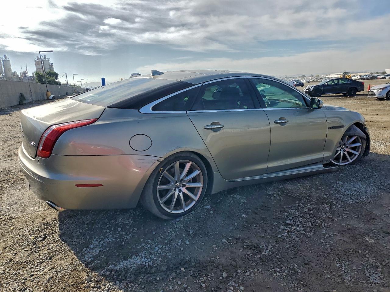 2013 Jaguar Xj Tan vin: SAJWA1C79D8V50876