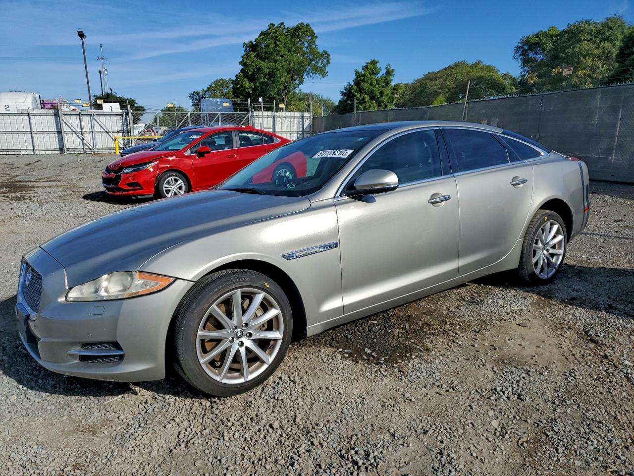 2013 Jaguar Xj Tan vin: SAJWA1C79D8V50876