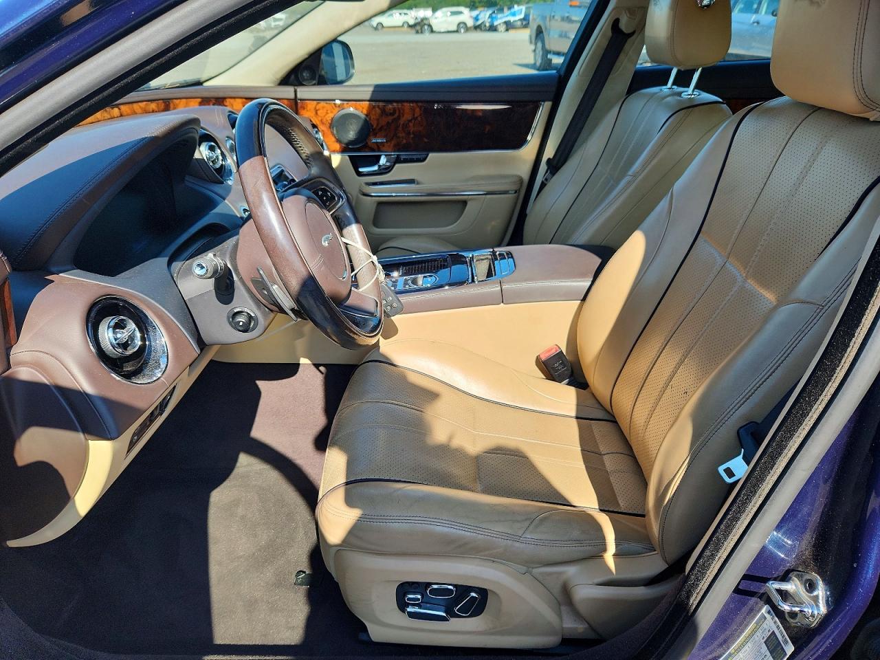 2013 Jaguar Xj Blue vin: SAJWA1C7XD8V58338