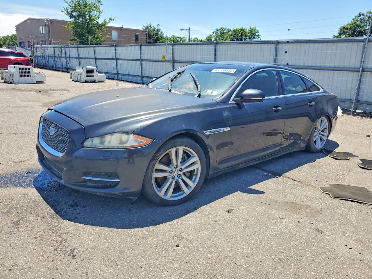 2011 Jaguar Xj Blue vin: SAJWA1CB3BLV08217