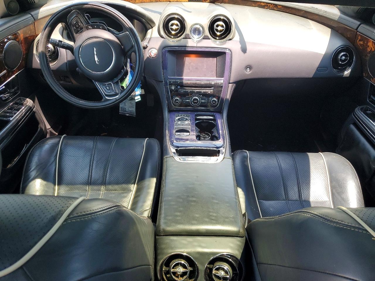 2011 Jaguar Xj Blue vin: SAJWA1CB3BLV08217