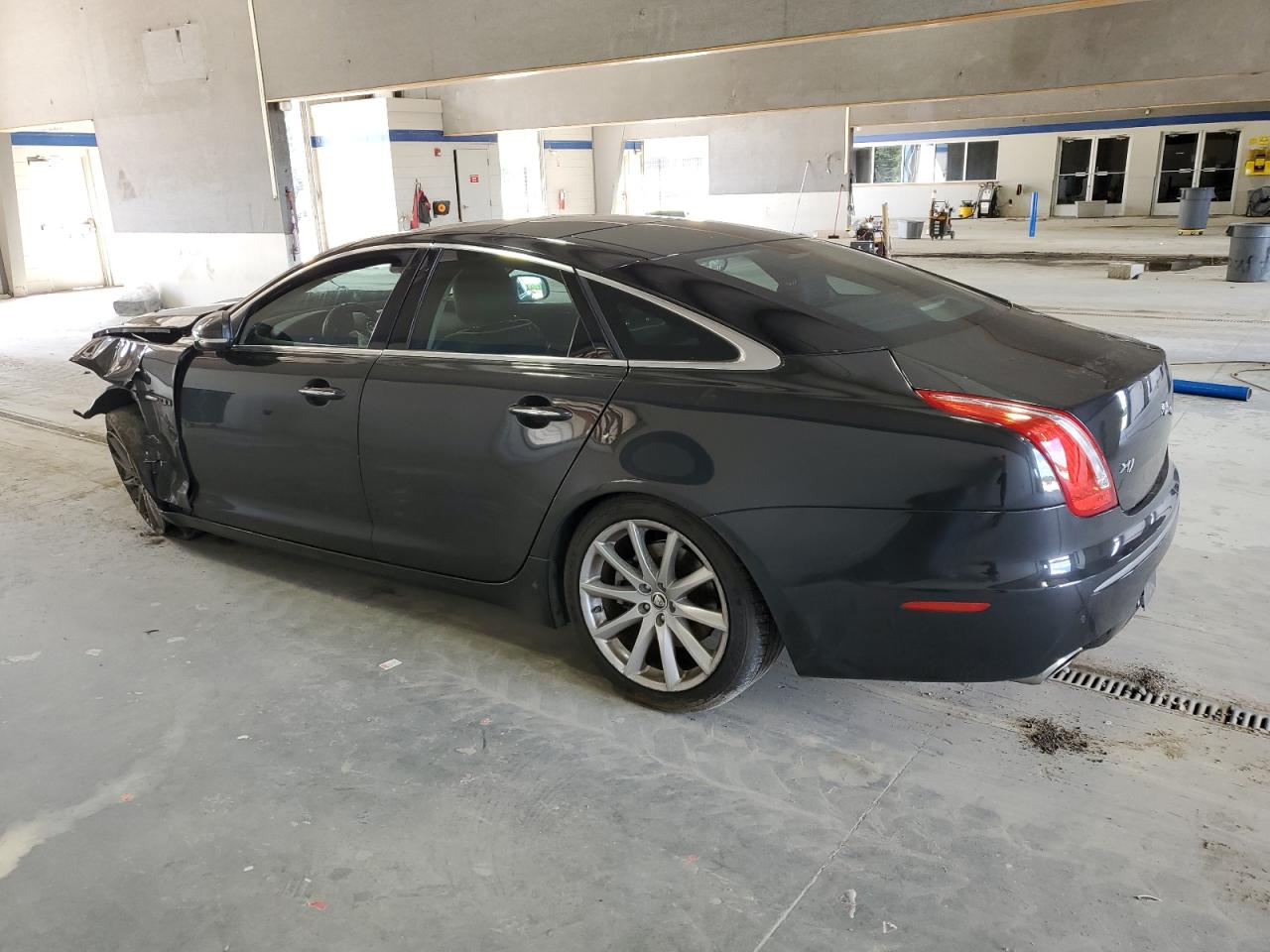 2012 Jaguar Xj Gray vin: SAJWA1CB4CLV37615