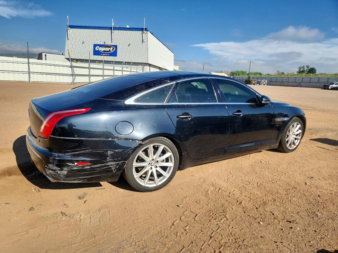 2012 Jaguar Xj Черный vin: SAJWA1CB5CLV27305