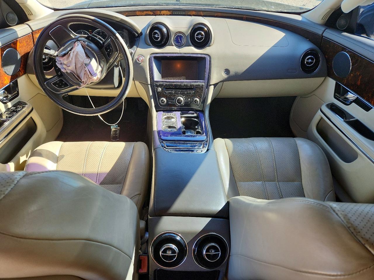 2012 Jaguar Xj Gray vin: SAJWA1CB6CLV29452
