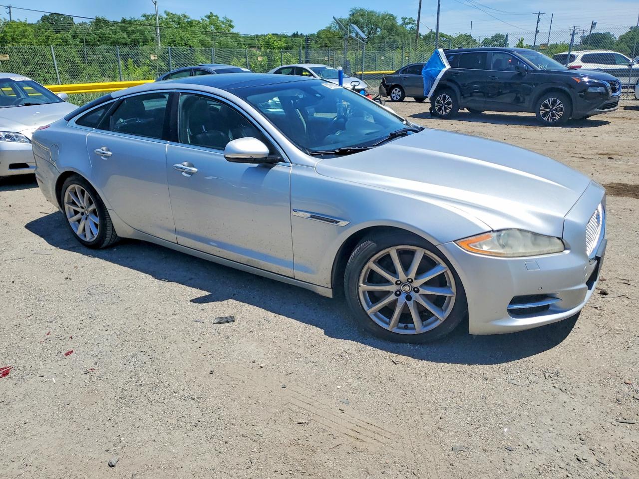 2012 Jaguar Xj Silver vin: SAJWA1CB9CLV23502