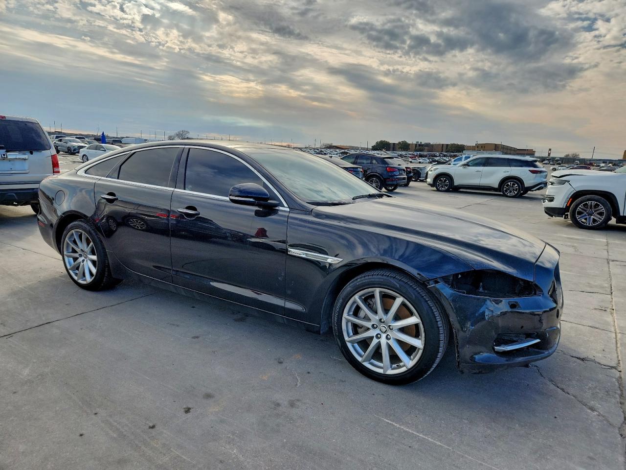 2012 Jaguar Xj Black vin: SAJWA1CB9CLV33432