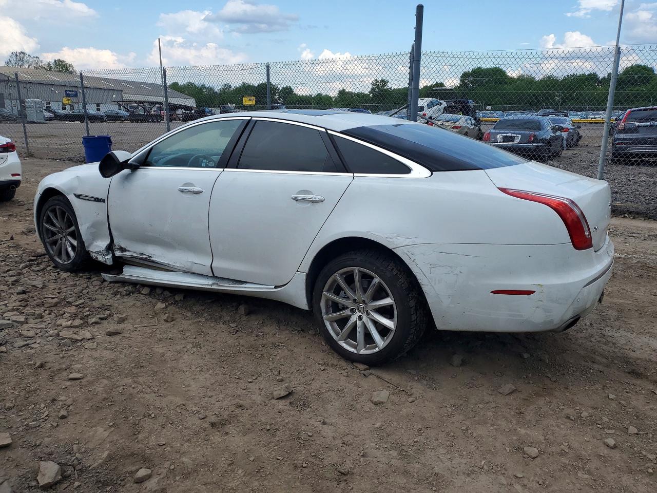 2012 Jaguar Xj White vin: SAJWA1CB9CLV34743