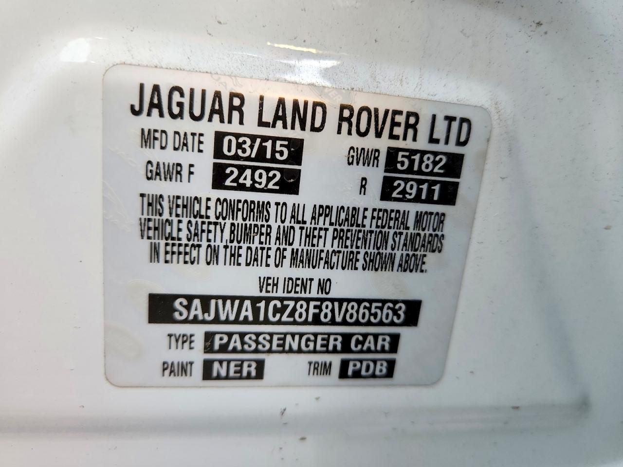 2015 Jaguar Xj White vin: SAJWA1CZ8F8V86563
