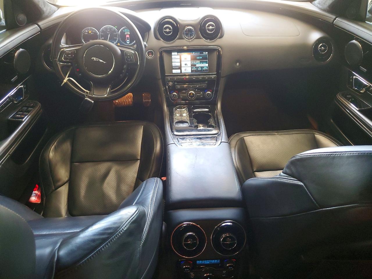 2015 Jaguar Xj Black vin: SAJWA1CZXF8V86757