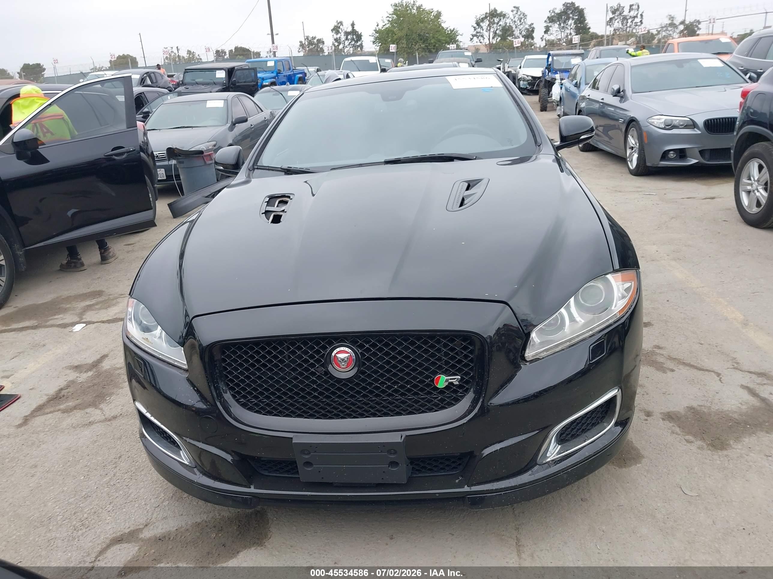 2014 Jaguar Xj Xjr Черный vin: SAJWA1EK2EMV63754