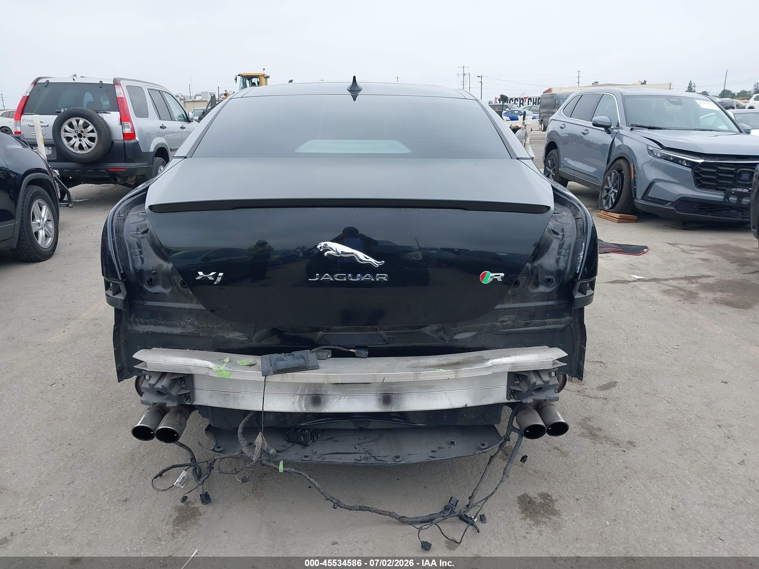 2014 Jaguar Xj Xjr Черный vin: SAJWA1EK2EMV63754