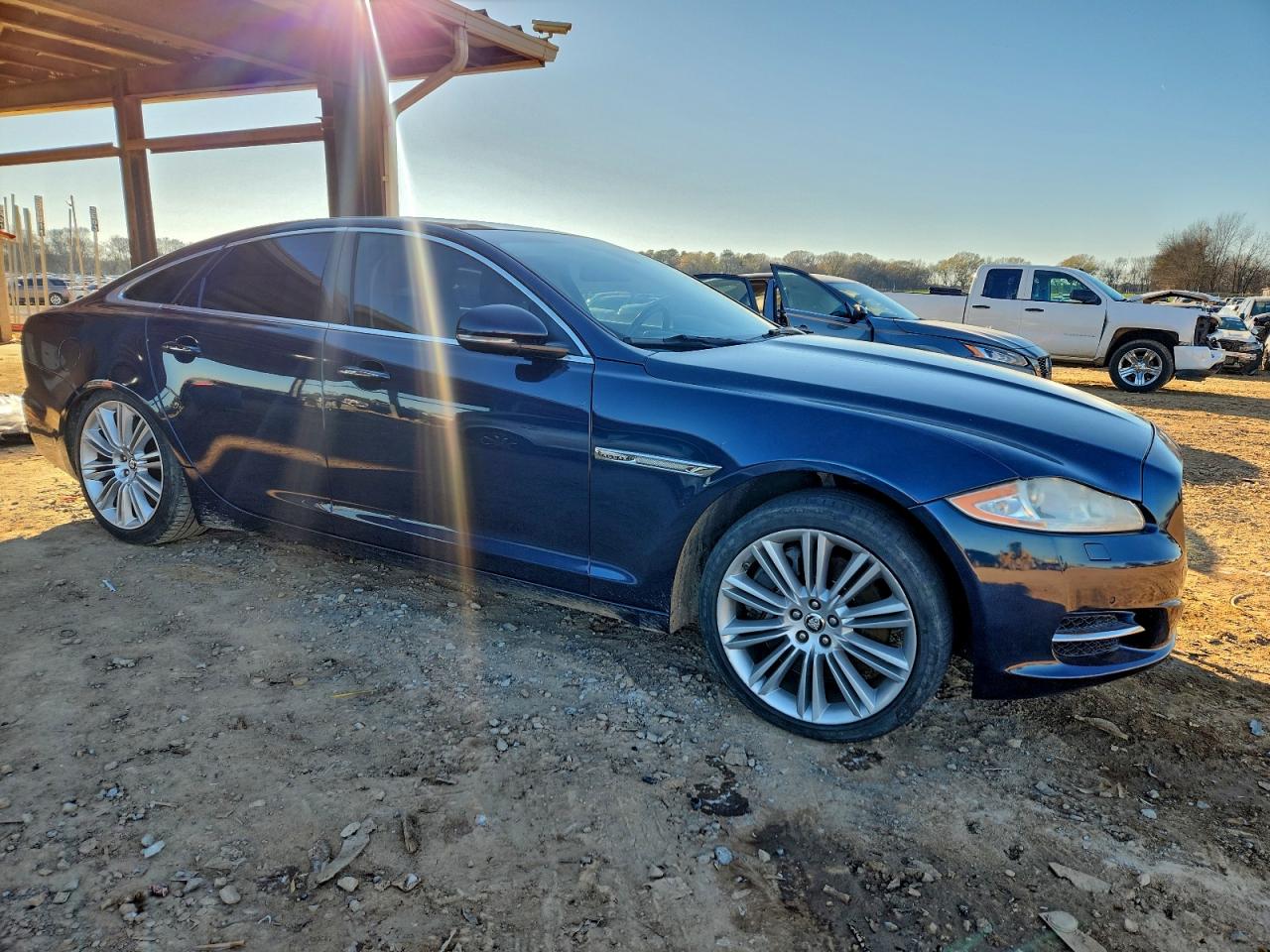 2013 Jaguar Xj Supercharged Blue vin: SAJWA1GE4DMV44578