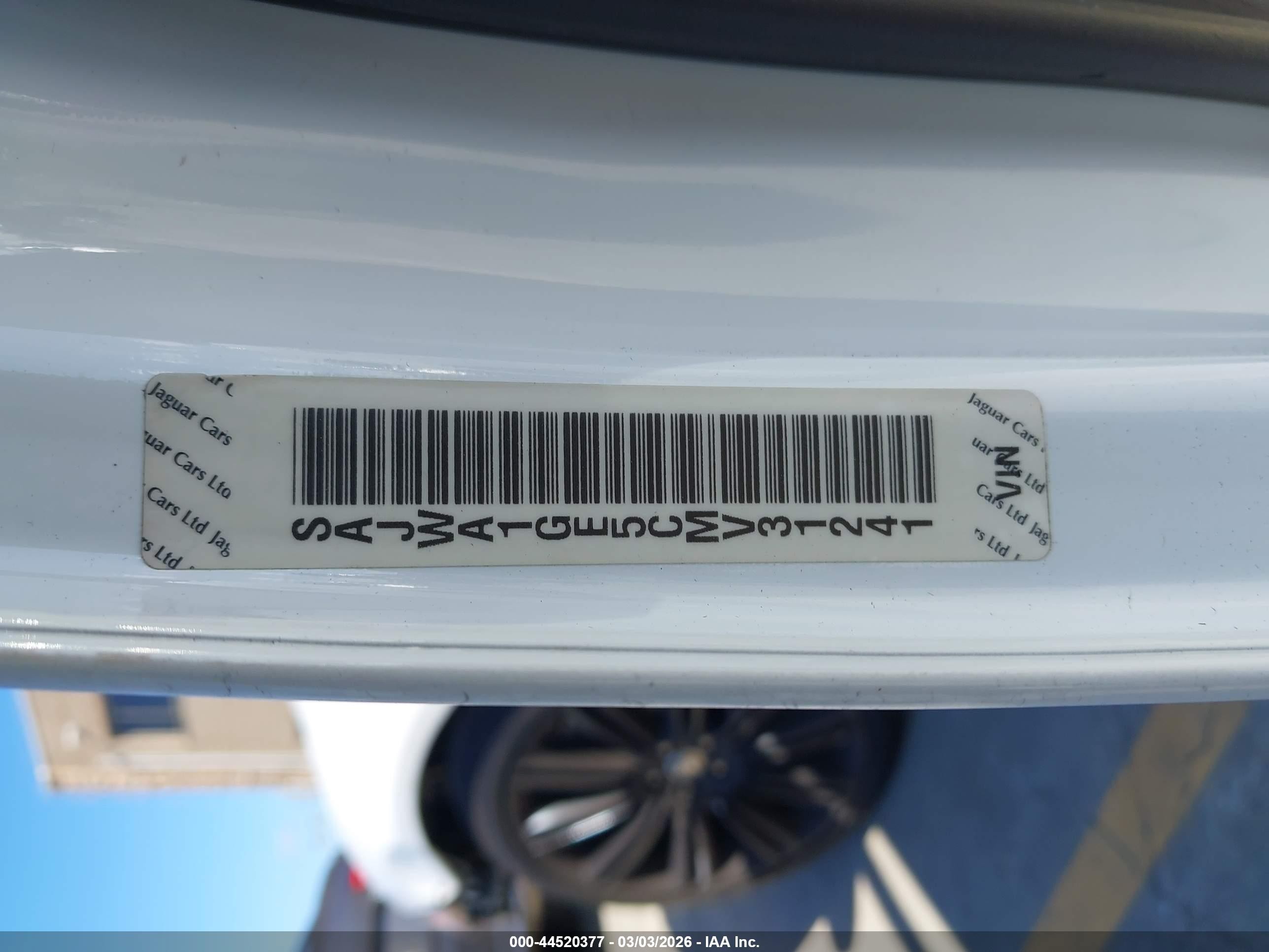 2012 Jaguar Xj Supercharged White vin: SAJWA1GE5CMV31241