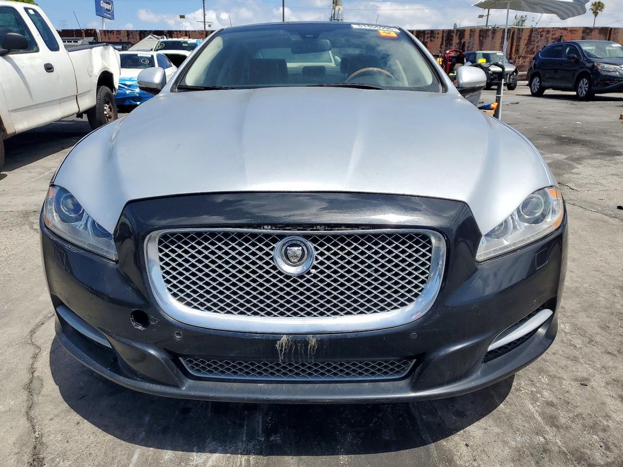2013 Jaguar Xj Supercharged Silver vin: SAJWA1GT2DMV54721