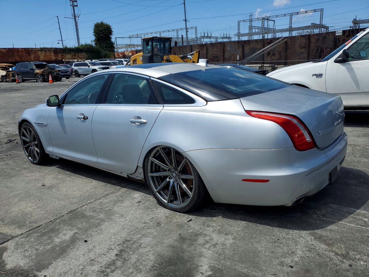 2013 Jaguar Xj Supercharged Silver vin: SAJWA1GT2DMV54721