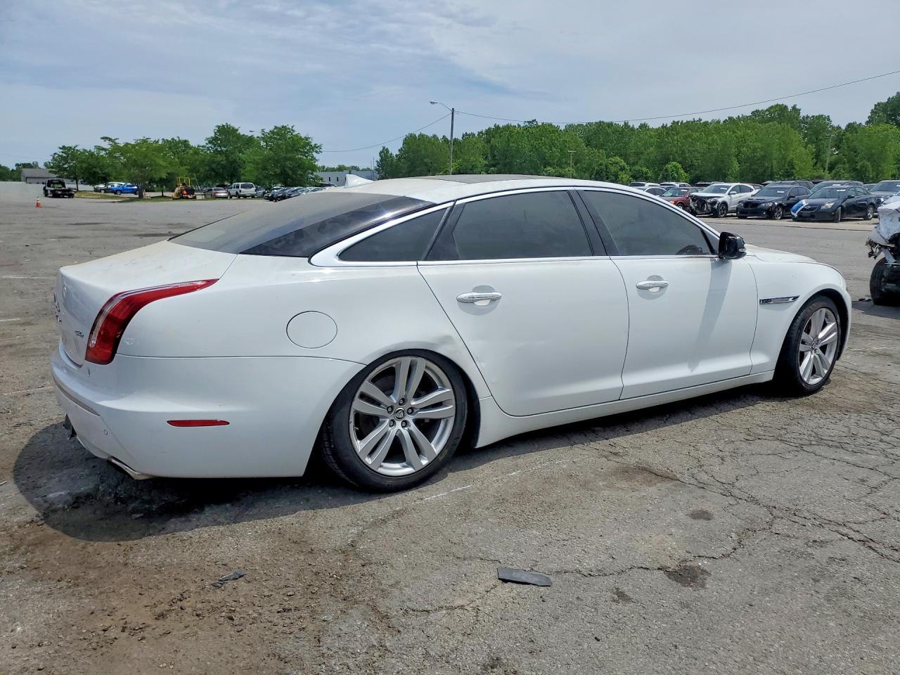 2013 Jaguar Xjl Portfolio White vin: SAJWA2G10DLV53383