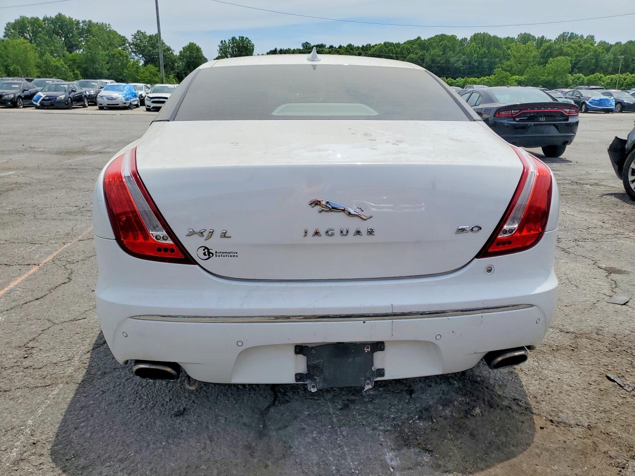 2013 Jaguar Xjl Portfolio White vin: SAJWA2G10DLV53383