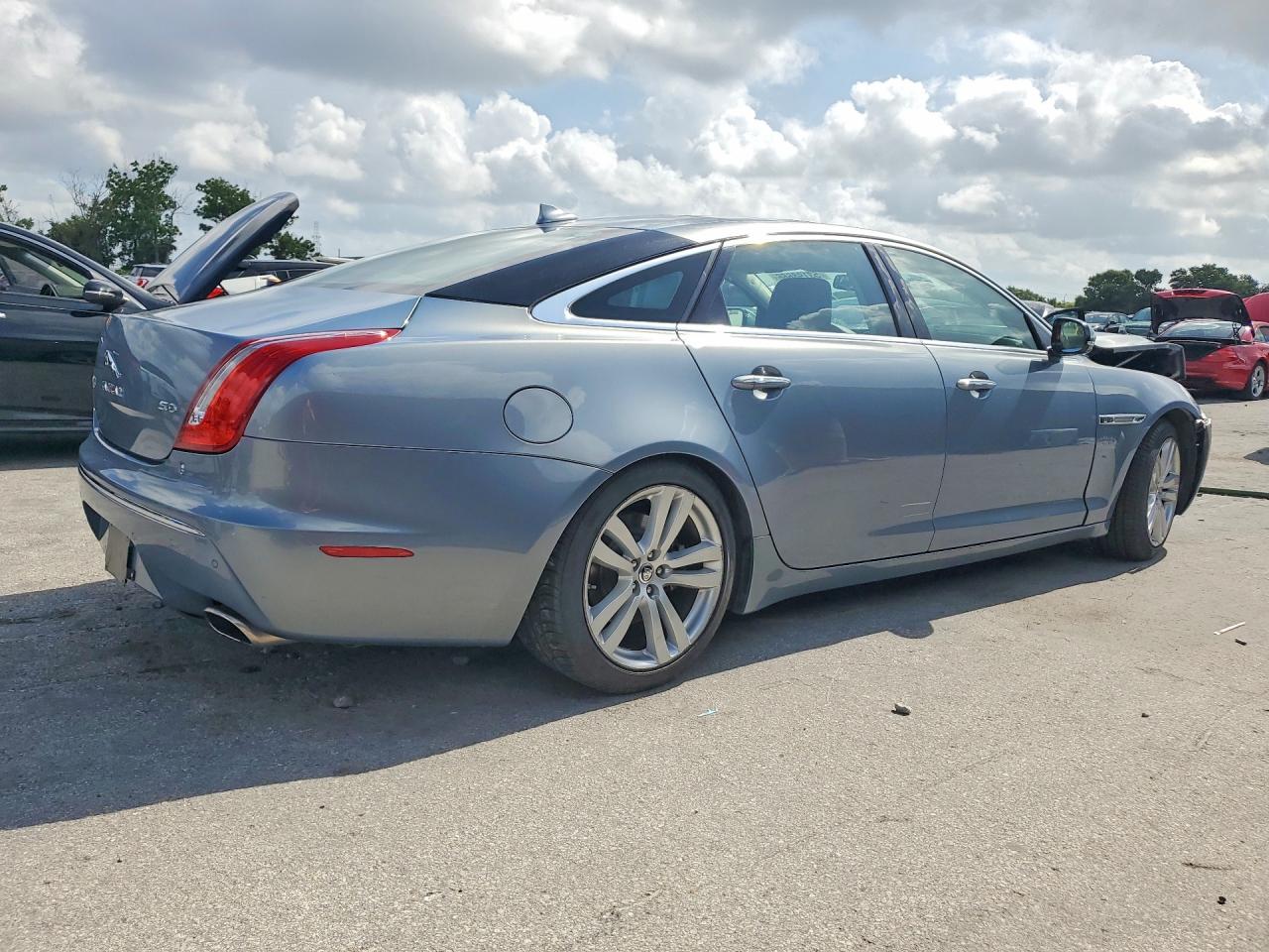 2013 Jaguar Xjl Portfolio Blue vin: SAJWA2G18DLV53440