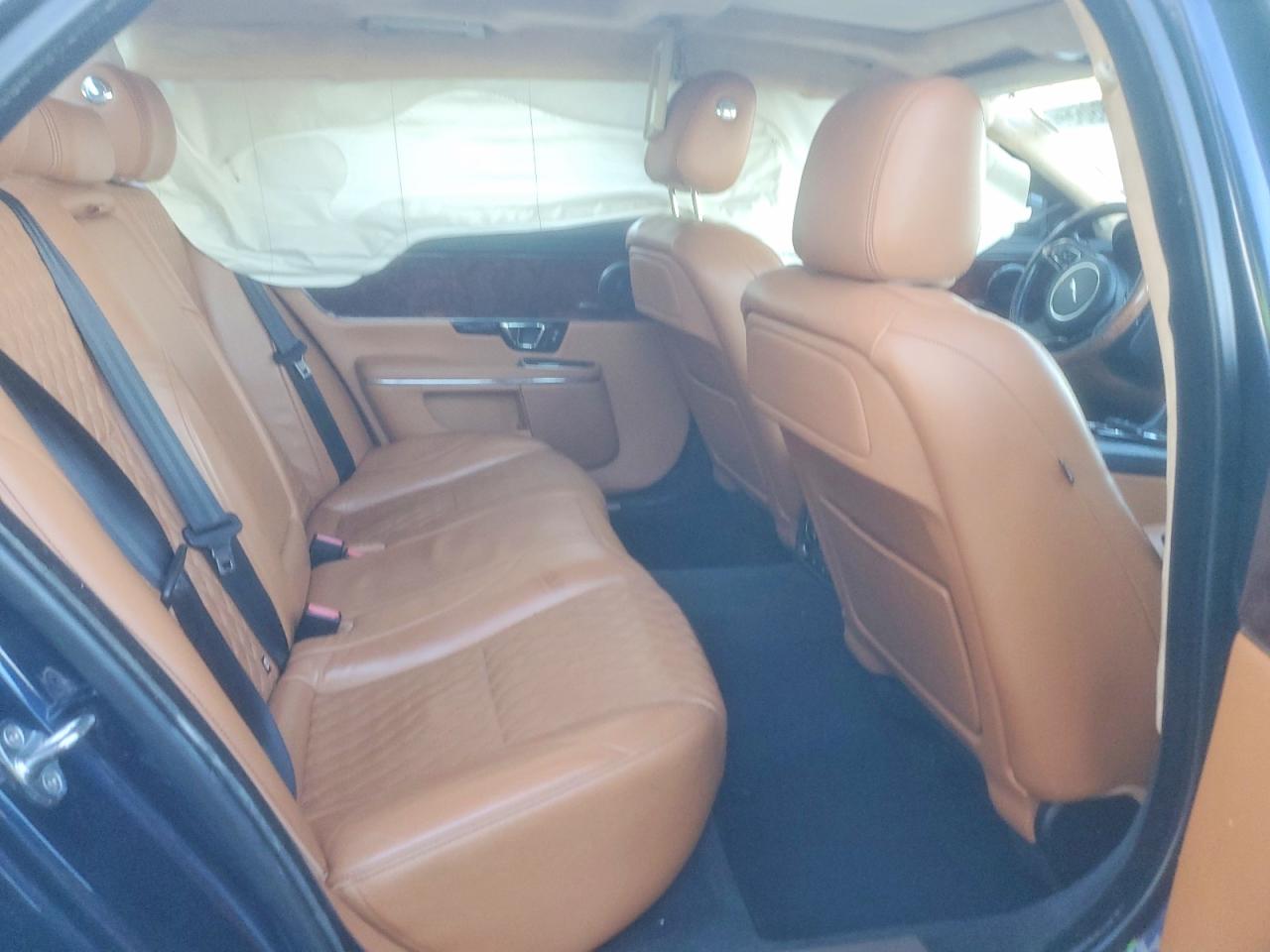 2016 Jaguar Xjl Portfolio Blue vin: SAJWA2G78G8V95263