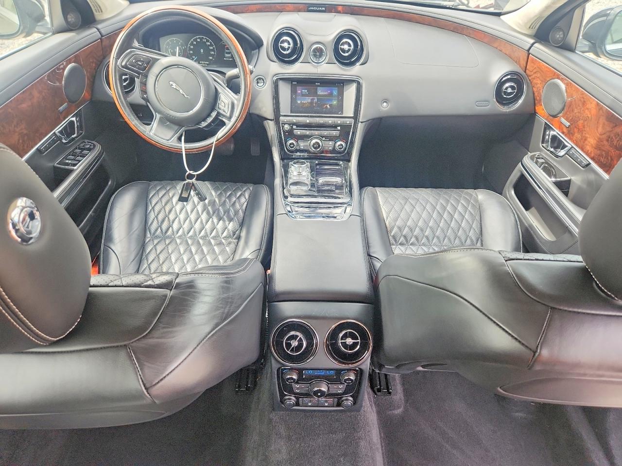 2016 Jaguar Xjl Portfolio Black vin: SAJWA2G78G8V99507