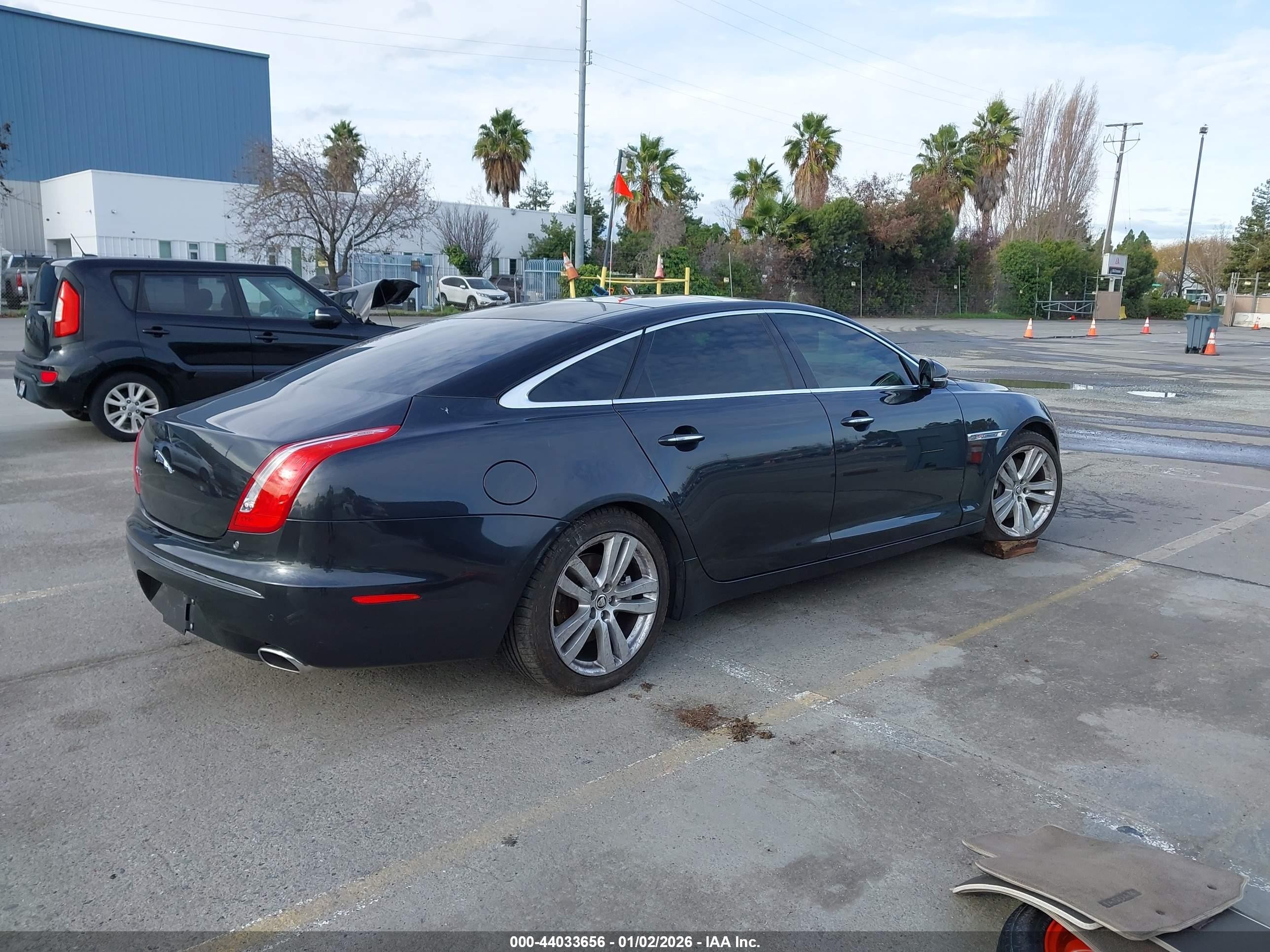 2012 Jaguar Xj Xjl Portfolio Black vin: SAJWA2GB0CLV29527