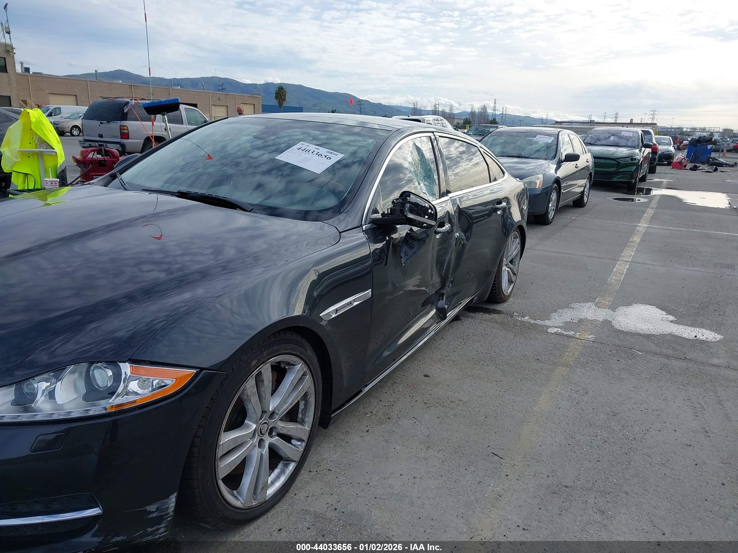 2012 Jaguar Xj Xjl Portfolio Black vin: SAJWA2GB0CLV29527