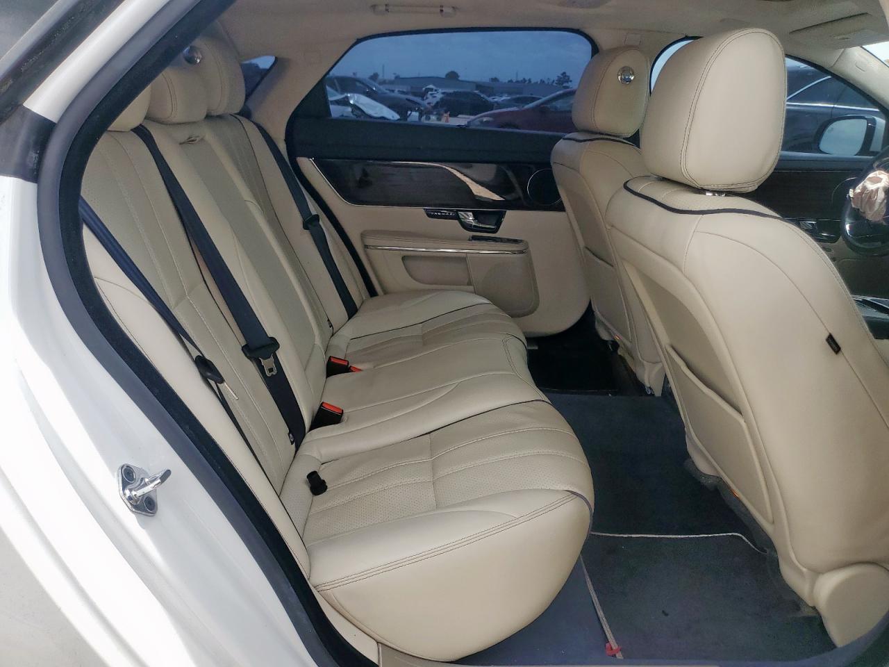 2012 Jaguar Xjl White vin: SAJWA2GB0CLV37997