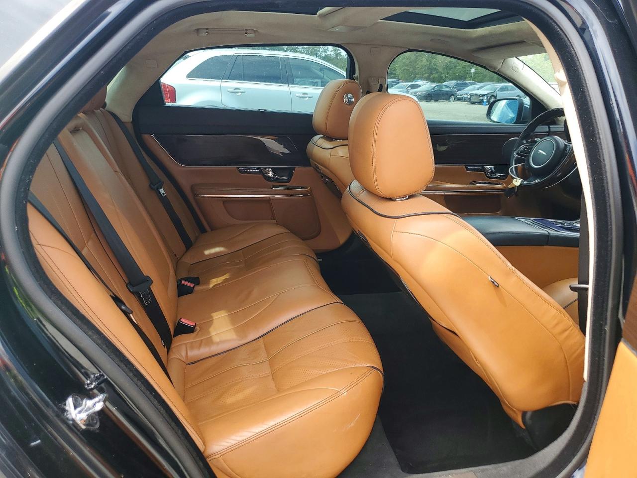 2012 Jaguar Xjl Black vin: SAJWA2GB1CLV27009