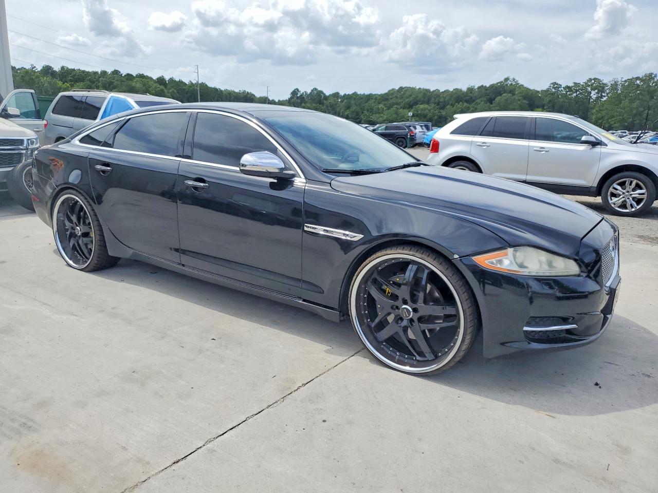 2012 Jaguar Xjl Black vin: SAJWA2GB1CLV27009