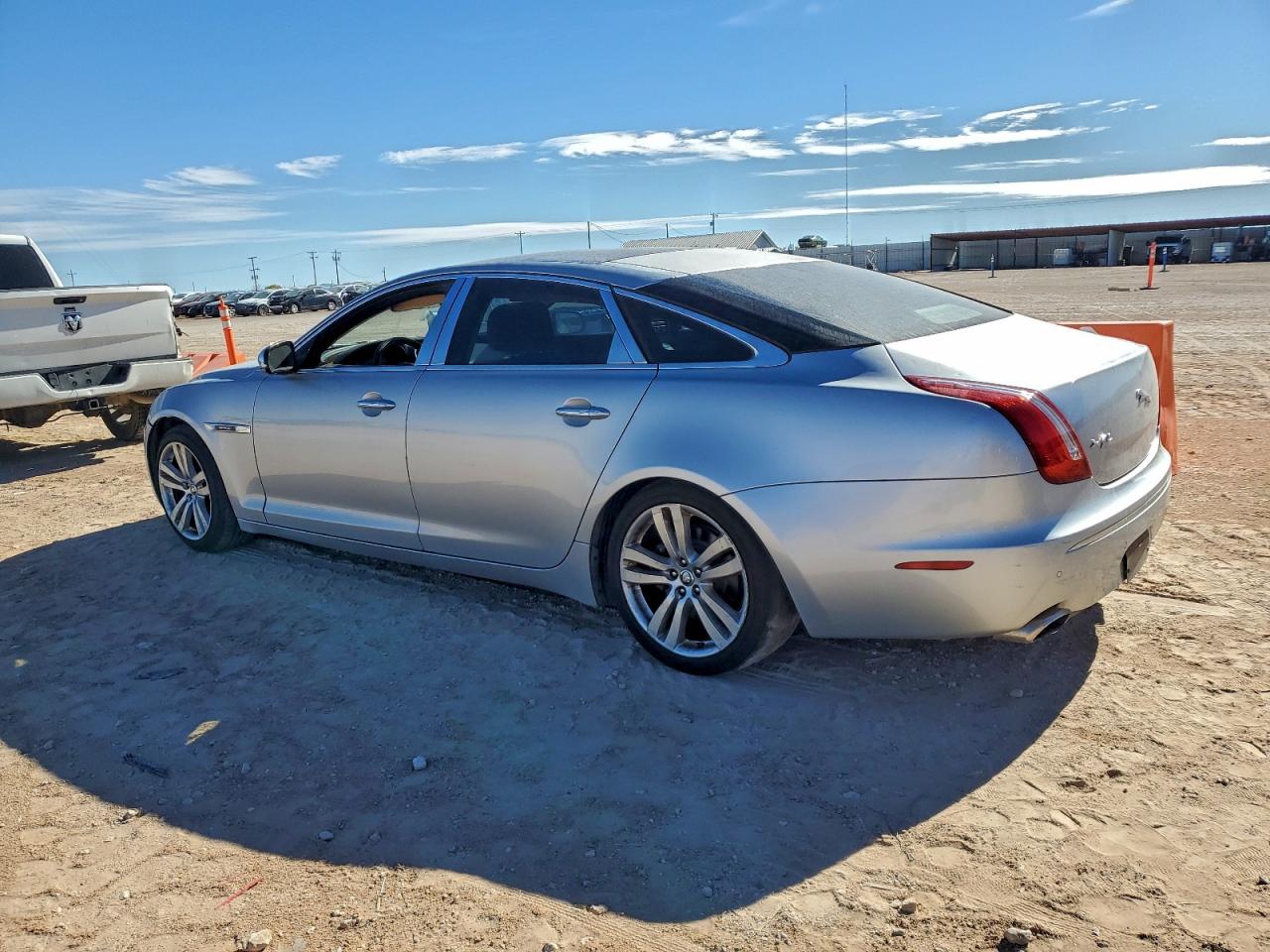 2012 Jaguar Xjl Silver vin: SAJWA2GB2CLV22837