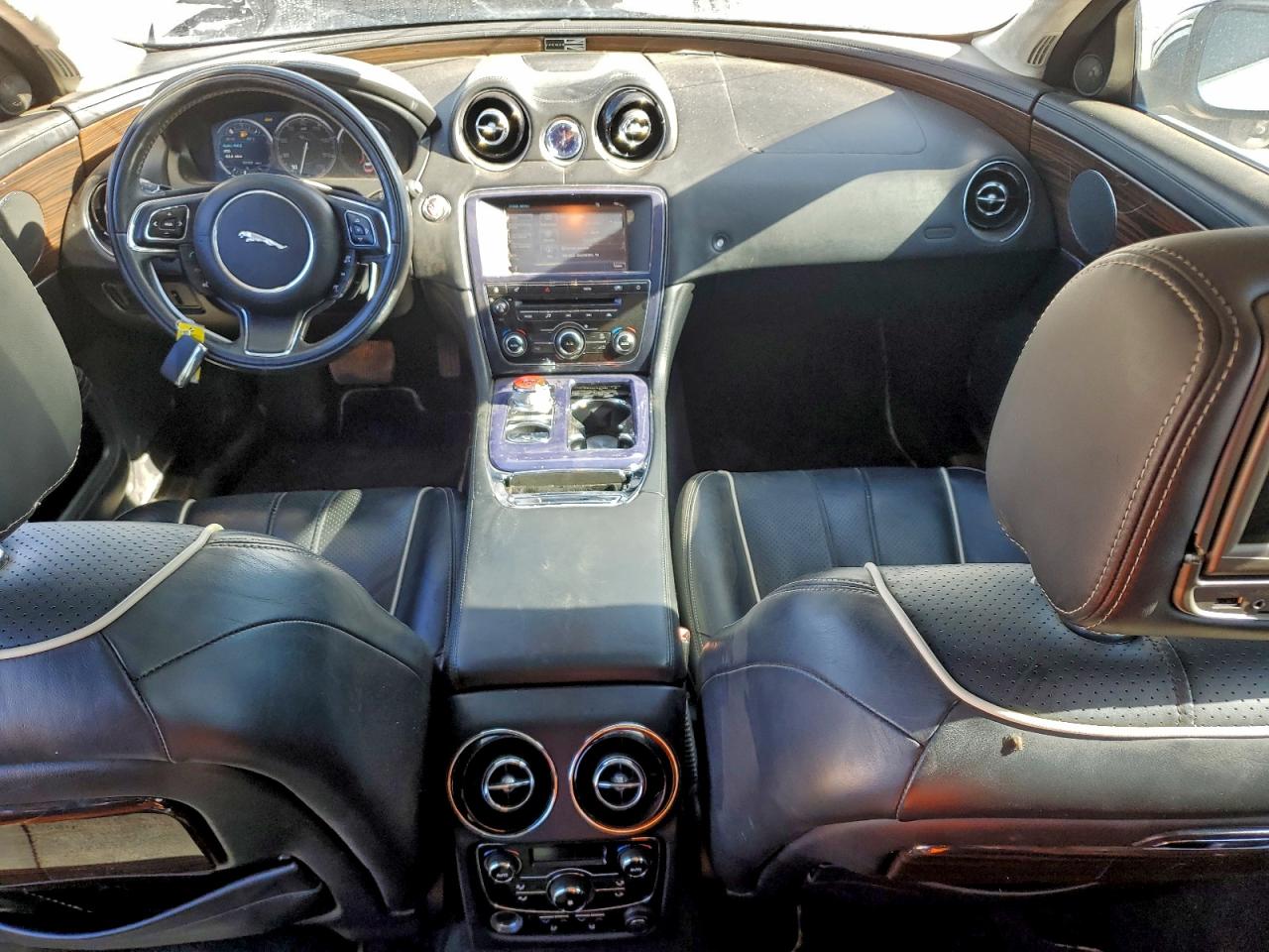 2012 Jaguar Xjl Silver vin: SAJWA2GB2CLV22837