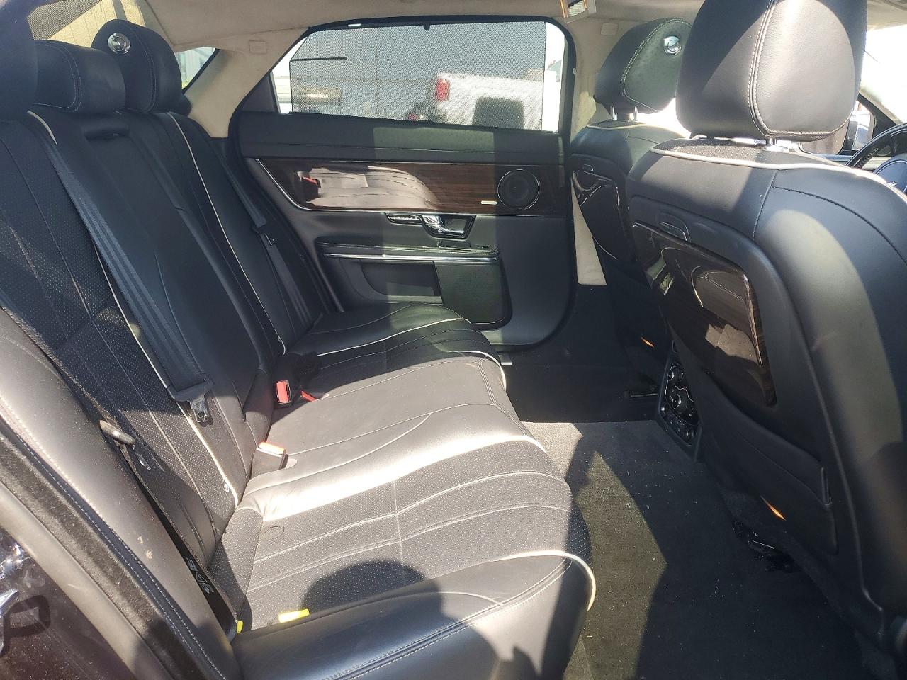 2012 Jaguar Xjl Black vin: SAJWA2GB2CLV25446